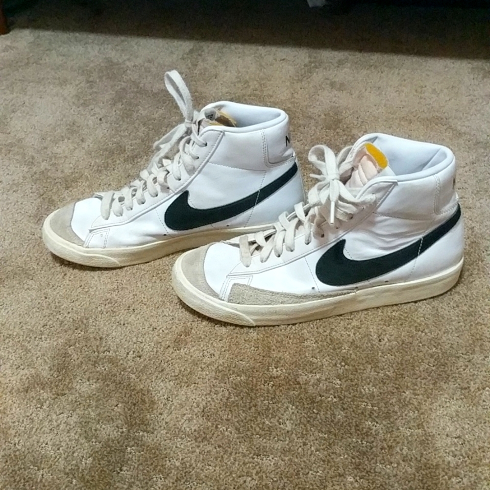 Nike blazers women's 10